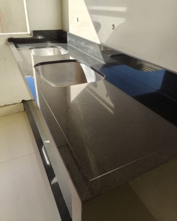 Cozinha em Granito Preto Extra — foto 1